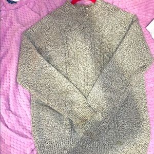 High neck, long sleeve grey sweater. Cozy🔥🔥